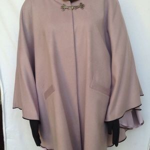 New Cashmere blend Wool Cape hind